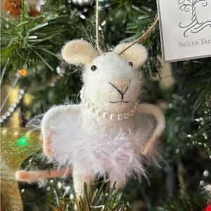 NWT Ballerina Mouse Christmas Ornament Pearl Necklace Feather Tutu